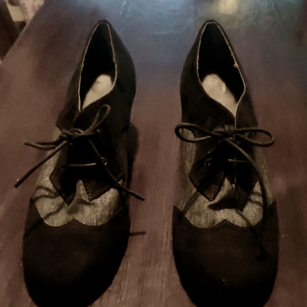 Aerosoles shoes suede oxfords aristocrat size 10
